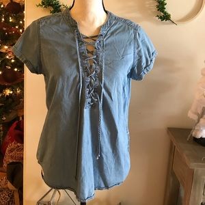 Express Denim top 🦋